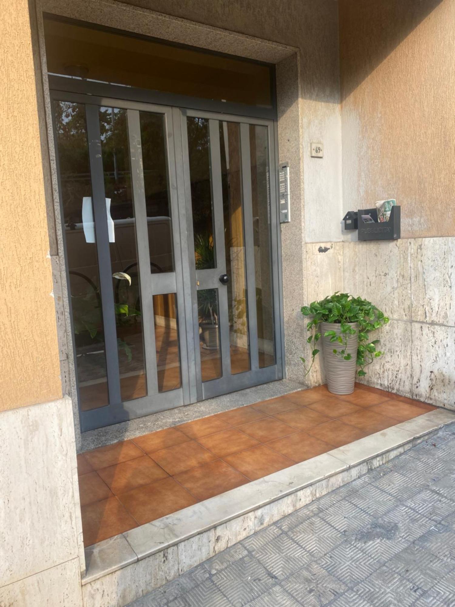 דירות רג'יו די קאלאבריה Little House מראה חיצוני תמונה
