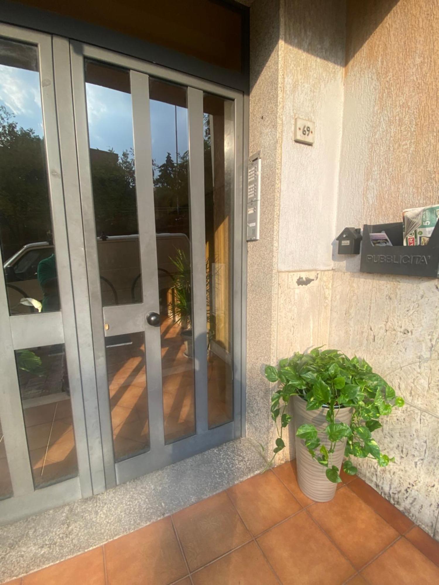 דירות רג'יו די קאלאבריה Little House מראה חיצוני תמונה